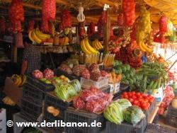 Libanon, Obststand in der Bekaa-Ebene